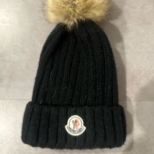 Moncler beanie with pom Pom